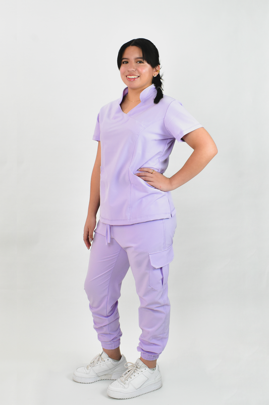 Uniforme Quirúrgico M06 Antifluido Stretch Lila
